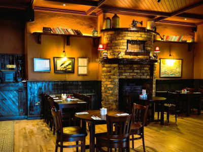 Upton Court Main Bar